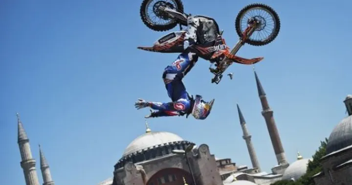Il Red Bull X-Fighters debutta in Turchia