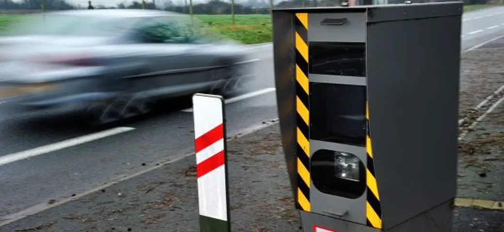 Sulla Romea come in pista: Porsche fotografata a 208 km/h