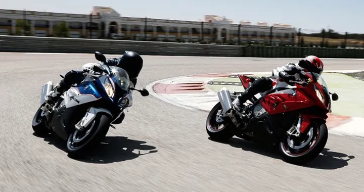 BMW S 1000 RR MY 2015: dettagli, caratteristiche e colori [Foto &amp; Video]