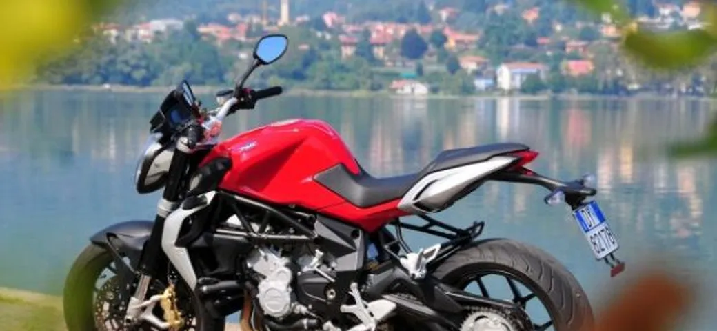 MV Agusta Brutale 675, il sogno che si avvera: il test di Motoblog