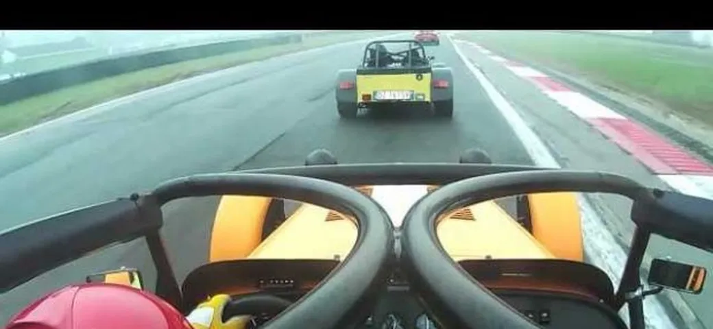 Caterham: numeri in pista a Varano con Superlight e R300