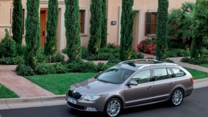 Skoda Superb: nuovo motore 1.6 TDI