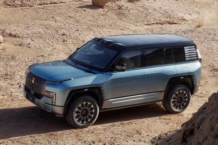 Yangwang U8, l’off-road elettrico che strizza l’occhio alla Defender