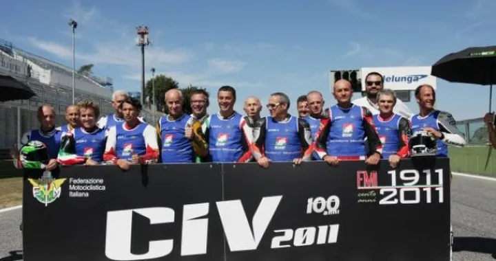 CIV a Vallelunga: Petrucci campione Stock 1000. Passerella di campioni del passato