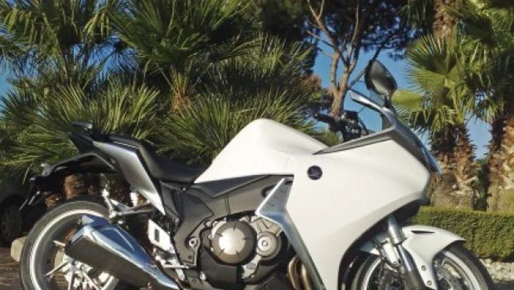 Honda VFR1200F 2010: Qualcosa è cambiato