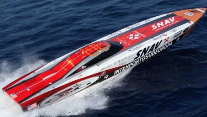 Garelli porta fortuna al Team Italiano Snav Osg che vince il Campionato Mondiale Powerboat P1