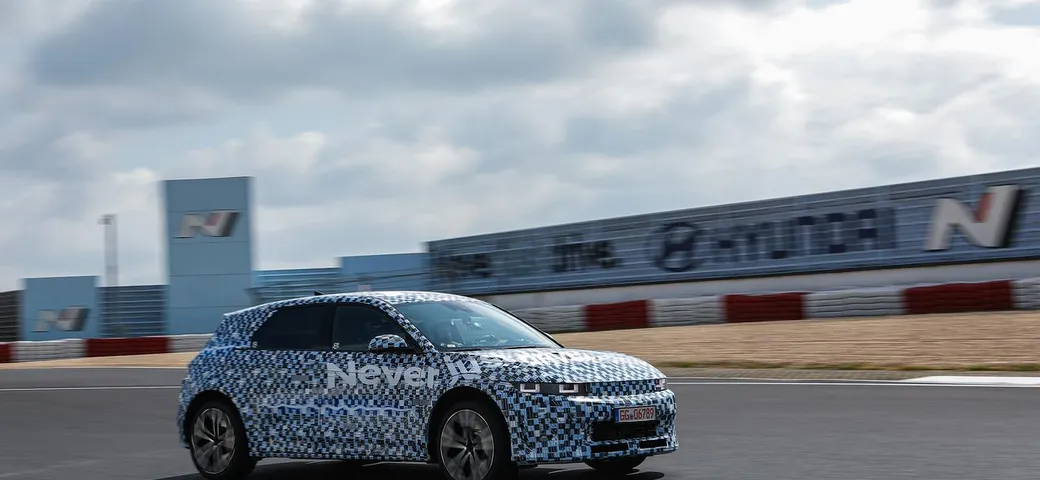 Hyundai Ioniq 5 N sarà presentata domani a Goodwood [TEASER]