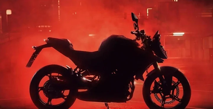 Nuova BMW F 450 R, la naked A2 da 48 CV si prepara al debutto