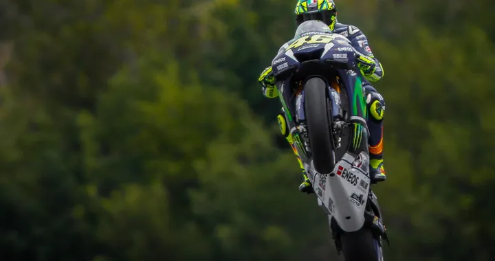 MotoGP Jerez 2016, Gara: dominio Valentino Rossi. Lorenzo 2°