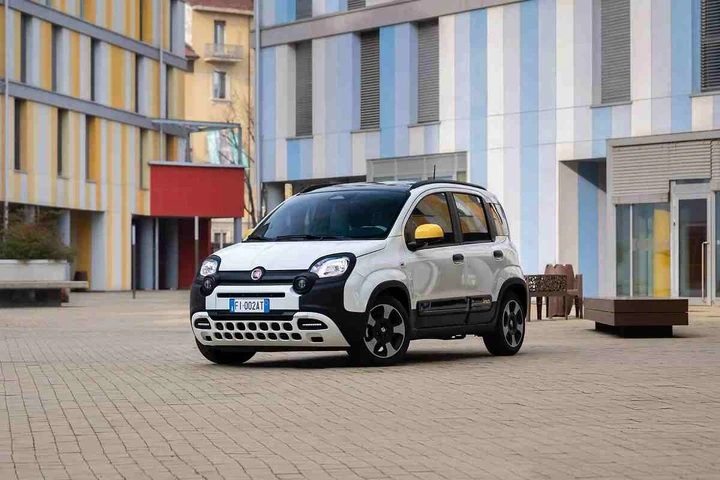 Fiat rinomina la Panda in Pandina, mentre il FireFly perde 5 CV