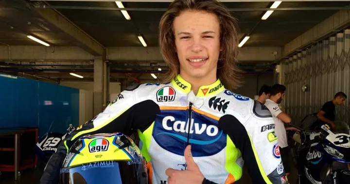 Nicolò Bulega, nel mondiale (2016) a soli 16 anni. Surtees e Agostini debuttarono a 22 anni. E Biaggi, Rossi, Lorenzo, Marquez …