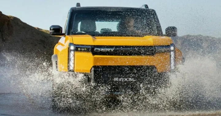 Il nuovo SUV cinese che sfida il Defender ma costa come una Panda