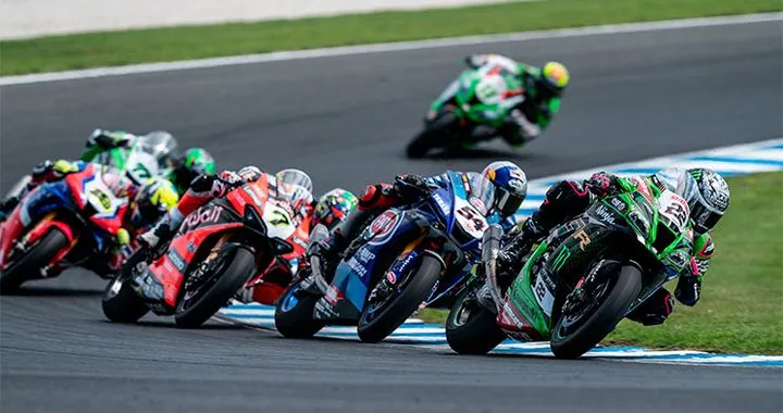 Mondiale Superbike: "Niente gare prima di giugno"