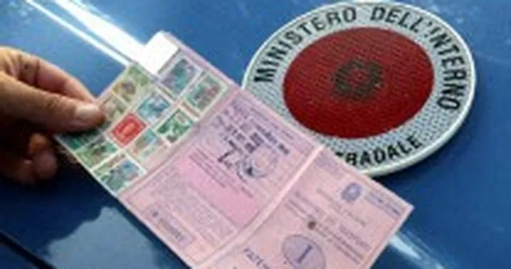 Record mondiale di punti persi dalla patente: - 56!