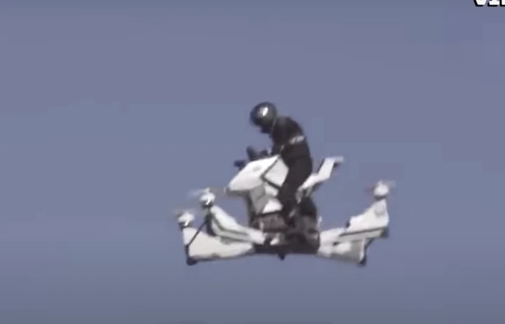 Dubai: lo schianto della moto volante della Polizia [Video]