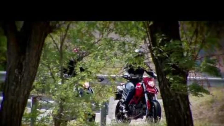 Video Ducati Hypermotard 796
