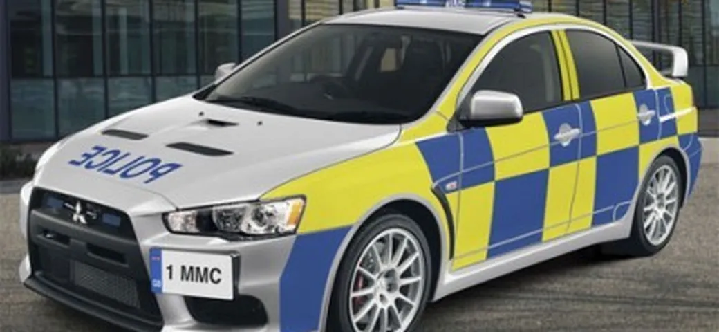 Inghilterra: Mitsubishi Lancer Evolution per la polizia