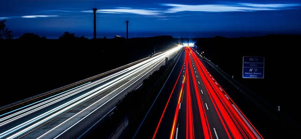 Germania: superata la soglia CO2, ma le Autobahn rimangono senza limiti