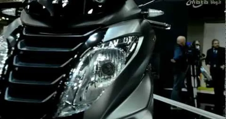 Stand Peugeot @ EICMA 2012 - nuovo Metropolis tre ruote