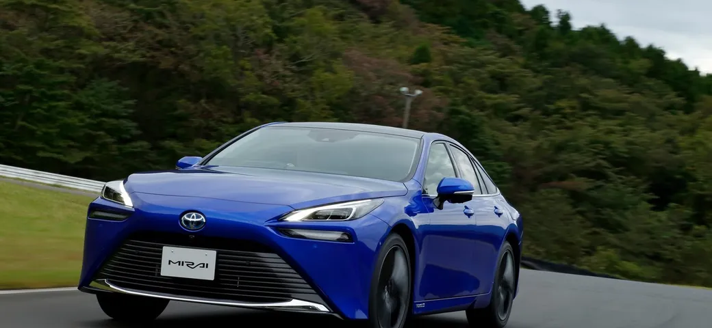 Toyota Mirai: ecco la seconda generazione della berlina a idrogeno