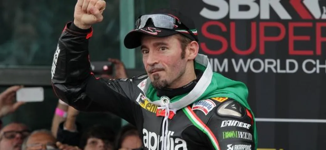 Max Biaggi convoca una conferenza stampa a Vallelunga: ritiro vicino?