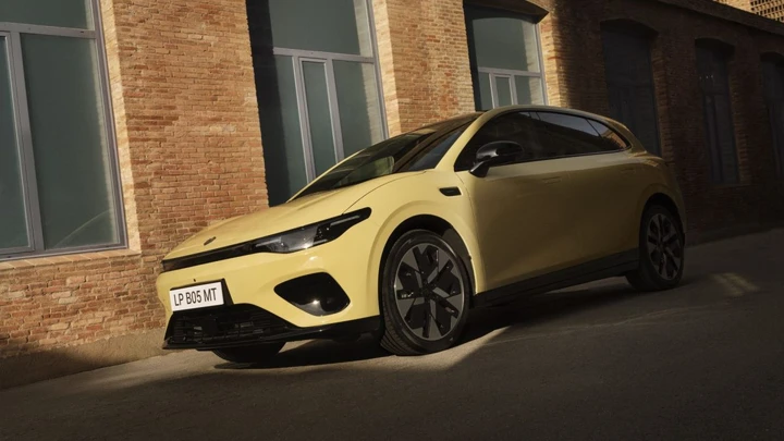 Leapmotor B05 debutta in Italia: prezzi e autonomia