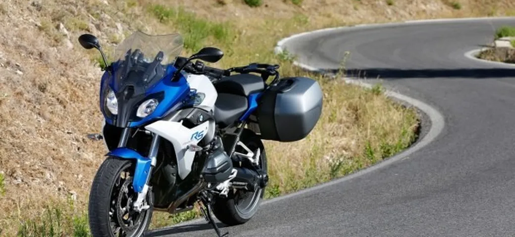 BMW R 1200 RS 2015 disponibile dal 16 maggio a 14.650€