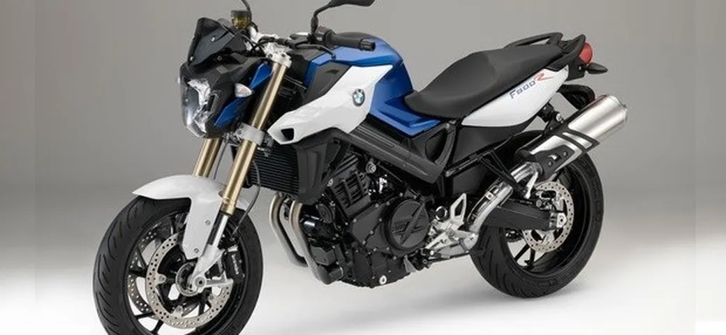 BMW F 800 R 2015: foto, video, dettagli, scheda tecnica e prezzo
