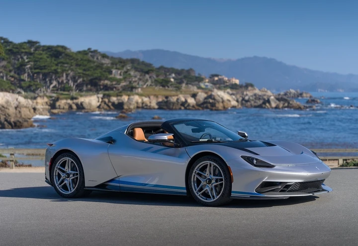 Pininfarina Battista Targamerica: l'hypercar elettrica one-off da 1.900 CV