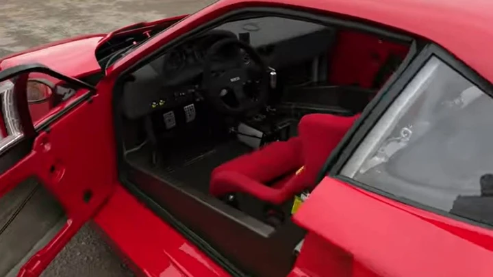 Telaio Ferrari F40 con motore V12 by Simpson