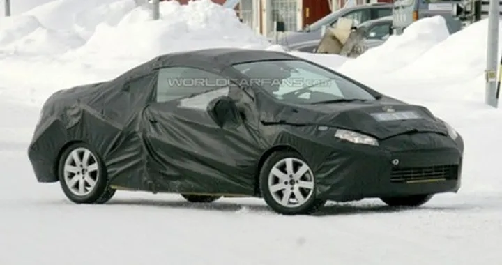 Peugeot 308 CC - foto spia