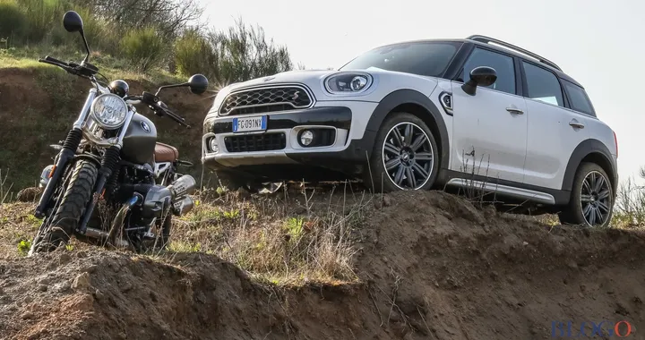 BMW R NineT Scrambler VS Mini Cooper SD Countryman All4: sterrato vintage per la casa bavarese