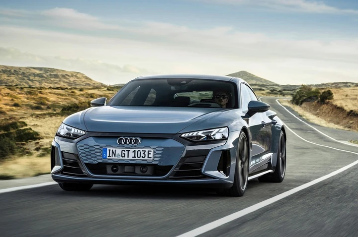 Audi A6 e-tron Concept: berlina sportiva a zero emissioni