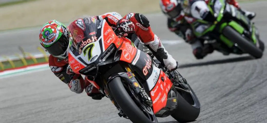 SBK Imola: Davies (Ducati), “doppietta” da incorniciare. Rea e Sykes (Kawasaki) in difesa