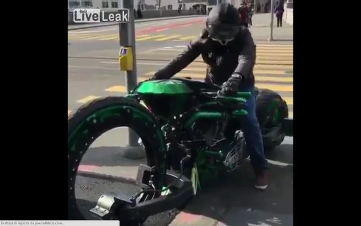 Tron Motorcycle: moto di taglio cinematografico