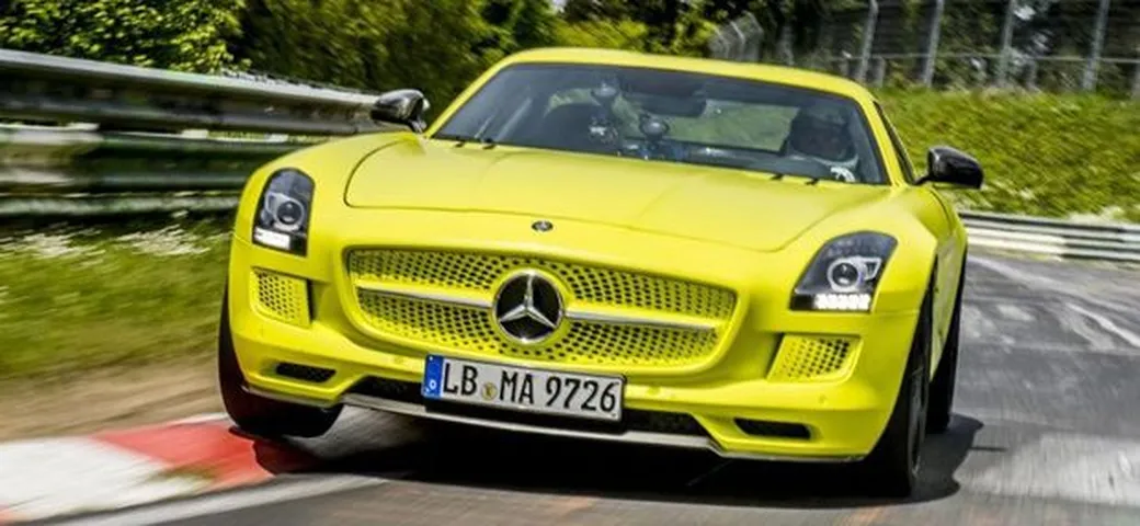 Mercedes SLS AMG Electric Drive: il record al Nurburgring in video