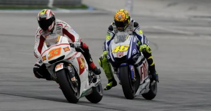 MotoGP a Phillip Island: Melandri e Simoncelli in continua crescita. Gresini: “Il mio sogno? Un Melandri in versione 2006!”