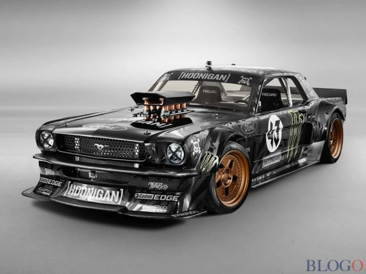 The Hoonicorn è il nome della Ford Mustang RTR per Gymkhana 7