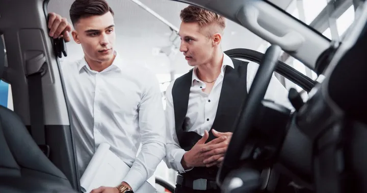 Auto usate, attenzione al “trucco” dei chilometri: ecco i modelli che potrebbero nascondere un passato da lavoro