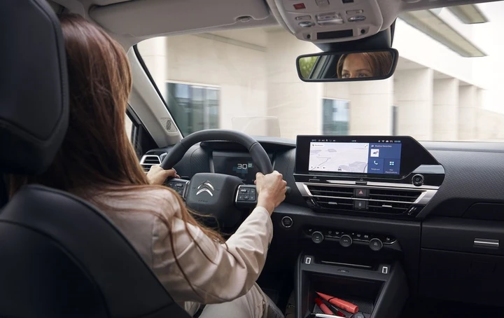 Citroen introduce ChatGPT: rivoluzione nel comfort e nell'interattività in auto