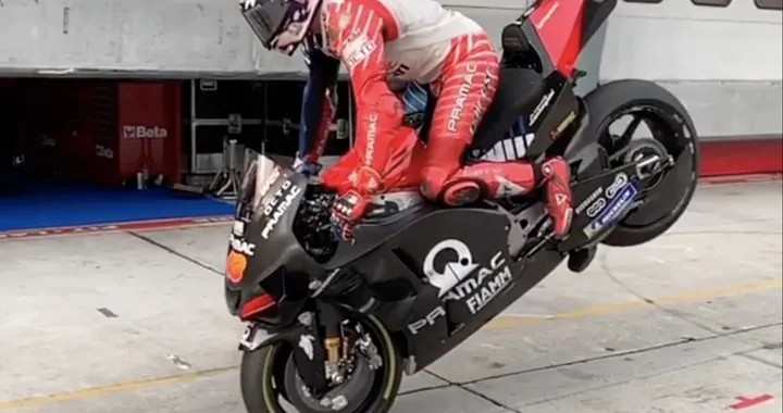 MotoGP: Jack Miller festeggia il 2° posto nei test a modo suo