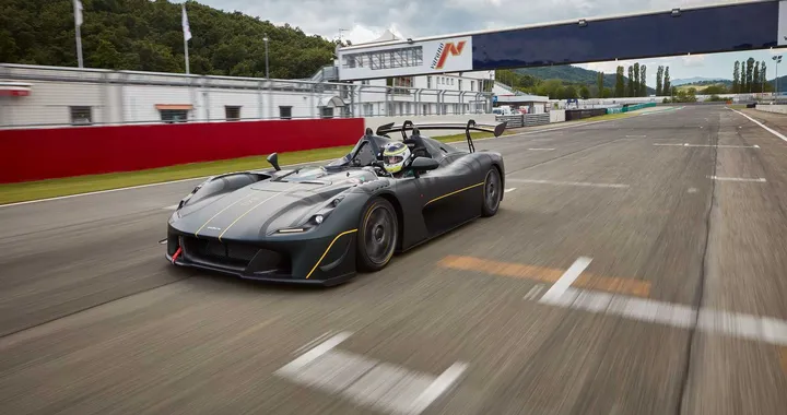Dallara Stradale EXP: dalla strada alla pista con 500 CV