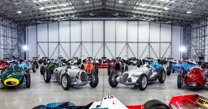Bernie Ecclestone vende la sua collezione di auto di Formula 1 per 650 milioni di dollari
