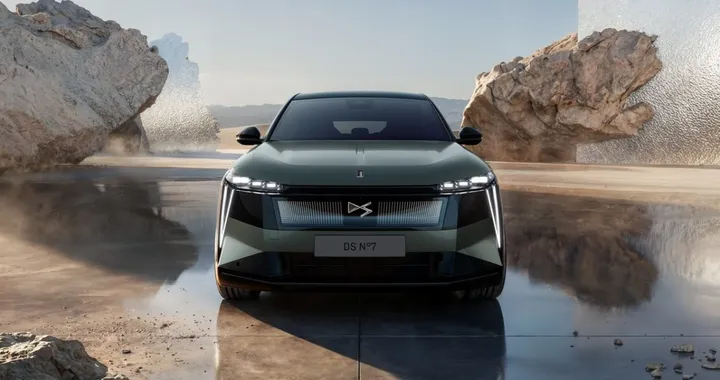 Nuovo DS N°7, il SUV francese prodotto a Melfi: com'è
