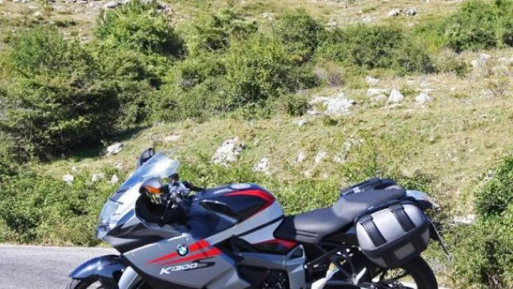 TEST BMW K 1300 S 2011