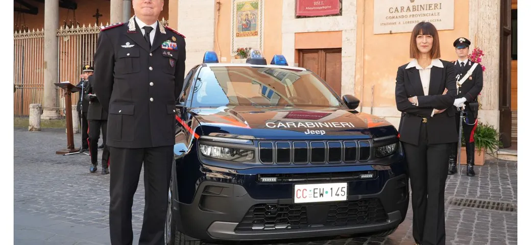 Jeep Avenger indossa la divisa dell'Arma dei Carabinieri