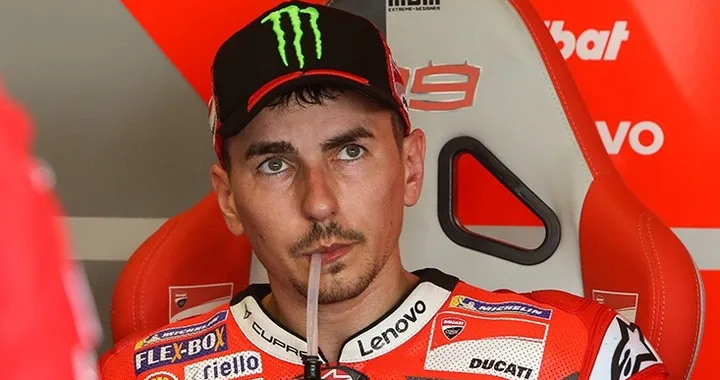Lorenzo saluta Ducati a Valencia: "Ma non sono al 100%"
