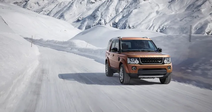 Land Rover Discovery: le edizioni Landmark e Graphite