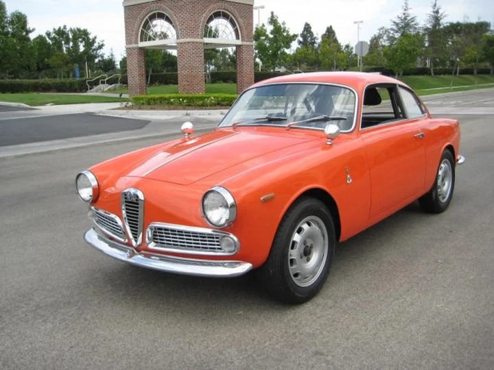 Alfa Giulietta Sprint: negli Stati Uniti ce n'è una in vendita per 39.000 dollari