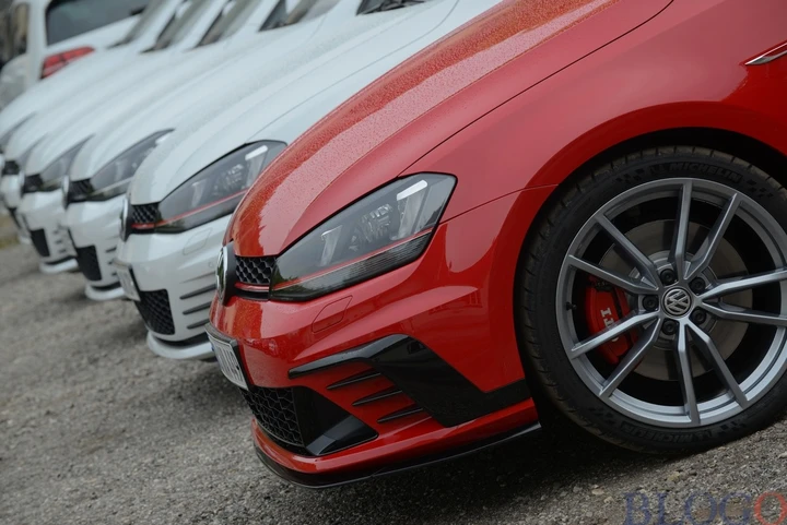 Volkswagen Golf GTI al raduno Wörthersee 2016: il nostro video
